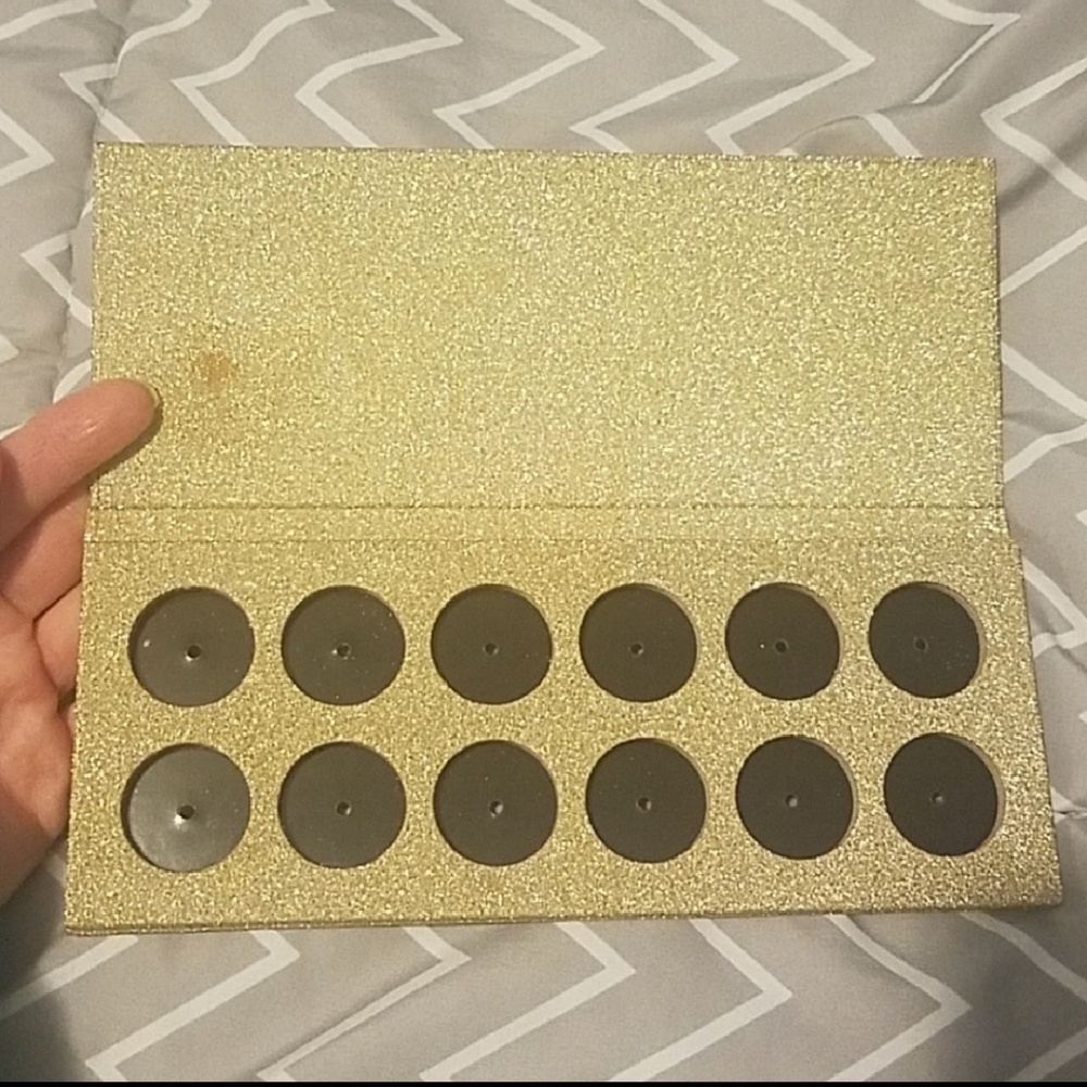 Makeup palette